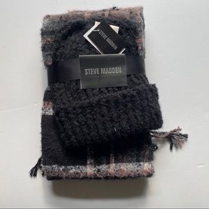 NWT Steve Madden Hat & Scarf Set